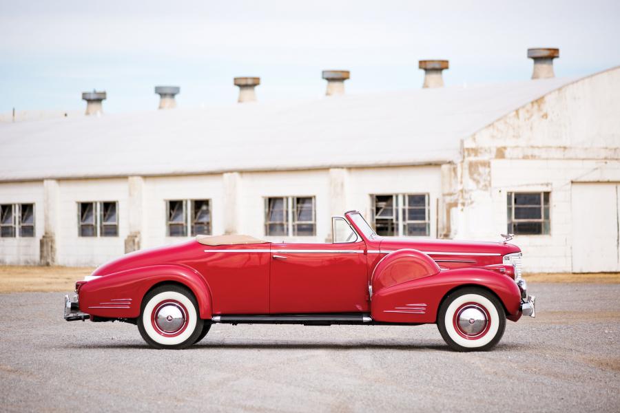  Cadillac V16 Convertible Coupe by Fleetwood 1938 года  (фото 26 из 42)